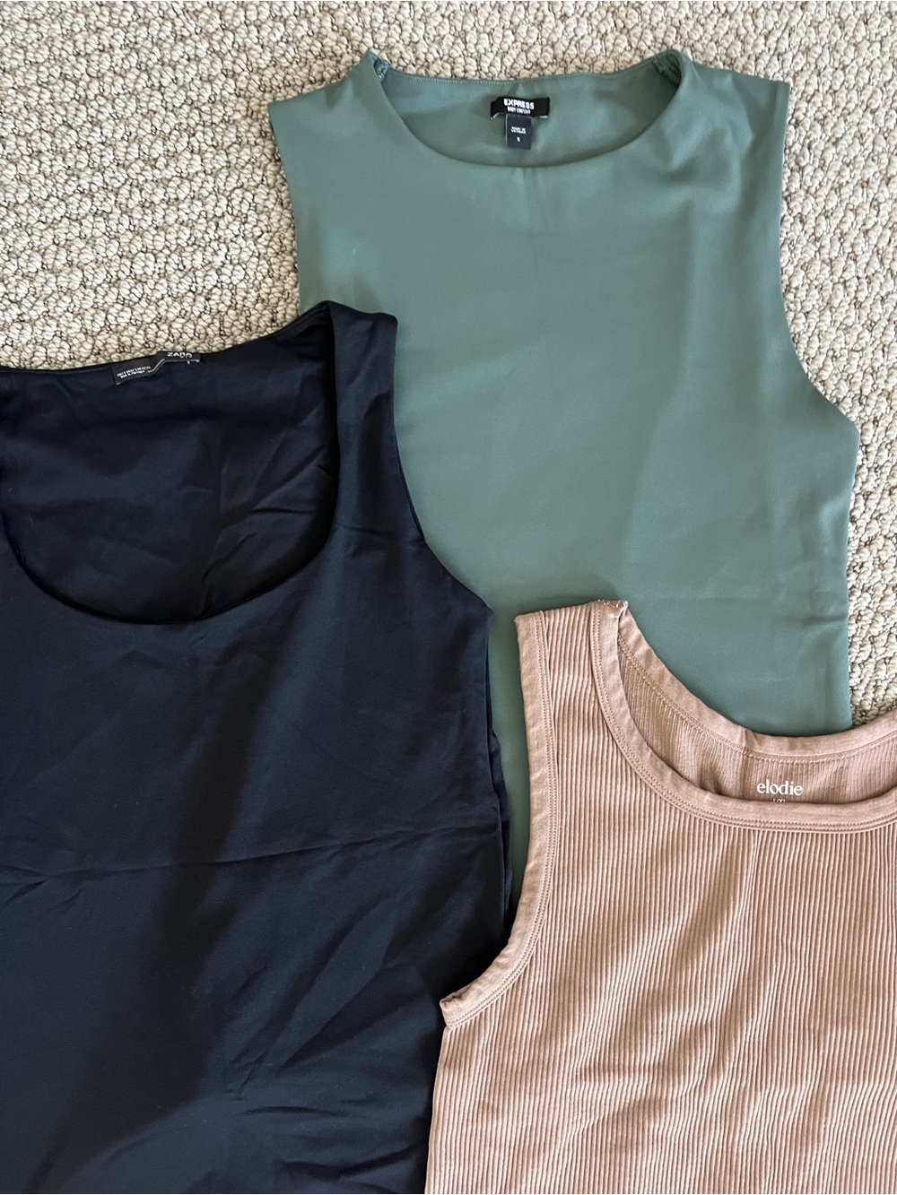 3 Tank Top crew necks by Express Elodie Zara